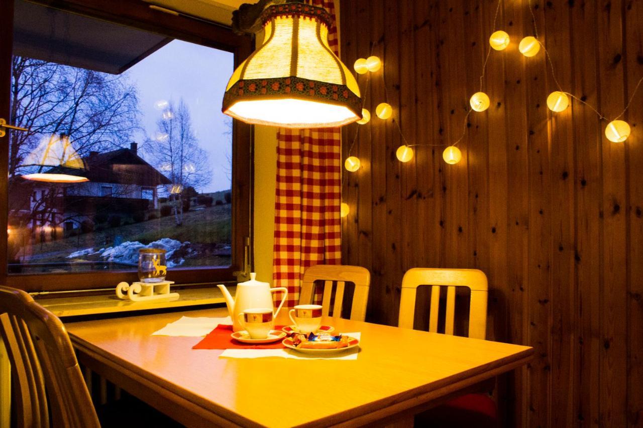 Gemuetliche Ferienwohnung - Mitten Im Schwarzwald بيرنو ام سشوارتزال المظهر الخارجي الصورة